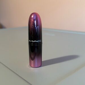 MAC lipstick La Femme 410 NEW!!!